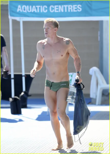 Cody Simpson Shirtless 3