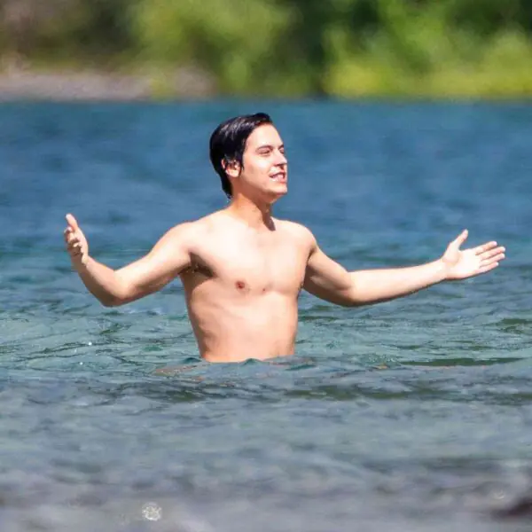 Cole Sprouse Shirtless 2