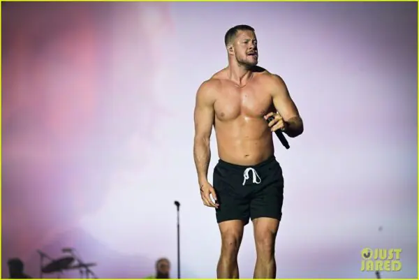 Dan Reynolds Shirtless