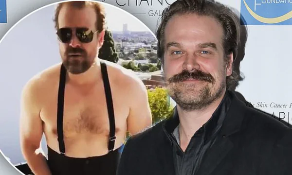 David Harbour Shirtless 3