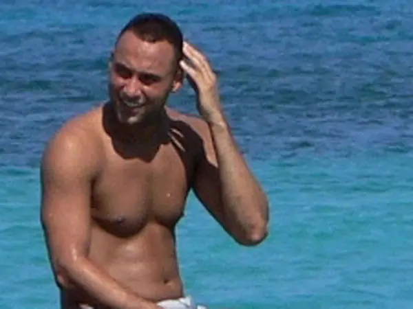 Derek Jeter Shirtless 3