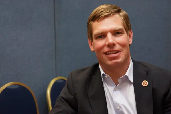 Eric Swalwell Shirtless 5