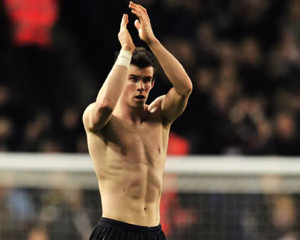 Gareth Bale Shirtless 3