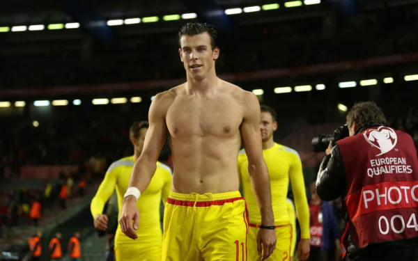 Gareth Bale Shirtless 5