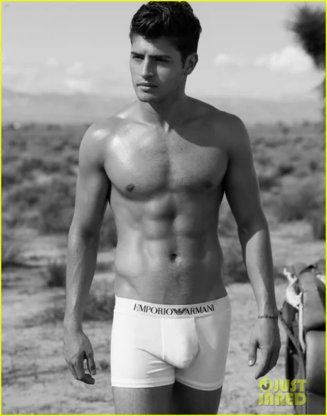 Gregg Sulkin Shirtless 3