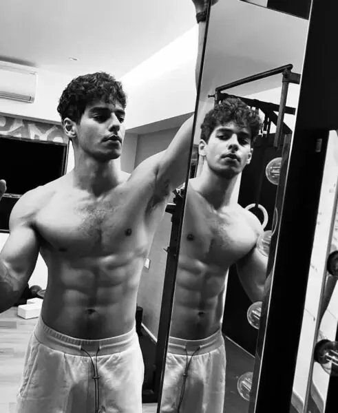 Ishaan Khatter Shirtless Ishaan Khatter Shirtless