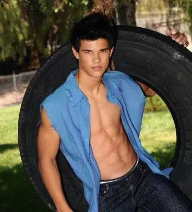 Taylor Lautner Shirtless 4 Taylor Lautner Shirtless 4