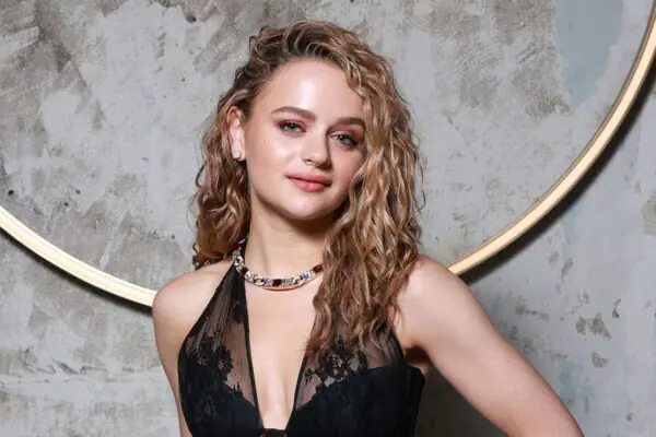 Joey King Family 3