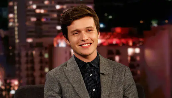Nick Robinson Shirtless 5 Nick Robinson Shirtless 5