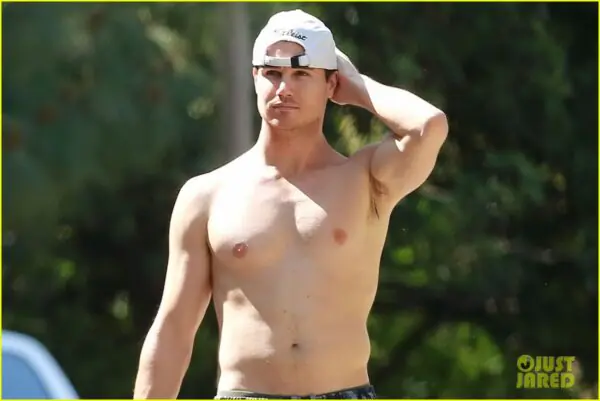 Robbie Amell Shirtless