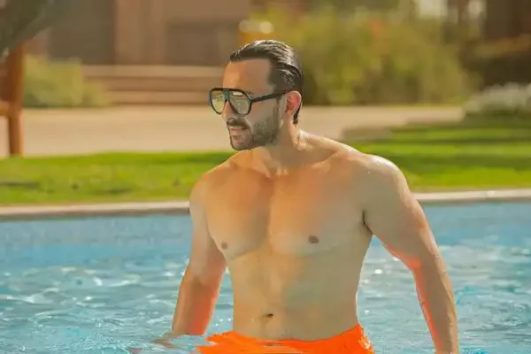 Saif Ali Khan Shirtless Saif Ali Khan Shirtless