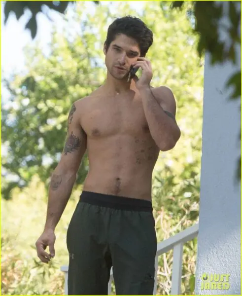 Tyler Posey Shirtless Tyler Posey Shirtless