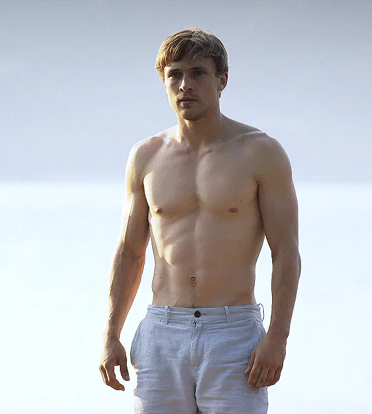 William Moseley Shirtless 3 William Moseley Shirtless 3