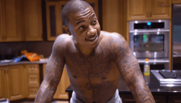 Isaiah Thomas Shirtless 3 Isaiah Thomas Shirtless 3