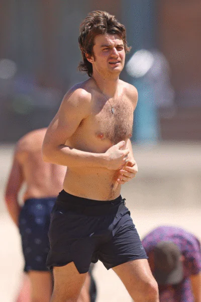 Joe Keery Shirtless 3 Joe Keery Shirtless 3