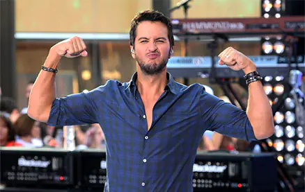 Luke Bryan Shirtless 3 Luke Bryan Shirtless 3