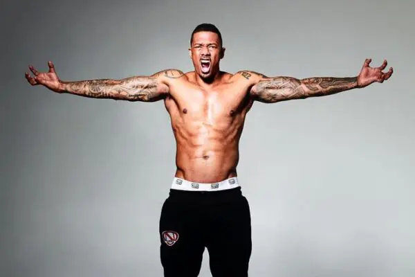 Nick Cannon Shirtless 2 Nick Cannon Shirtless 2
