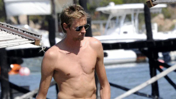 Peter Crouch Shirtless 3 Peter Crouch Shirtless 3