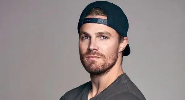 Stephen Amell Shirtless 5 Stephen Amell Shirtless 5