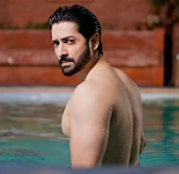 Danish Taimoor Shirtless 2 Danish Taimoor Shirtless 2