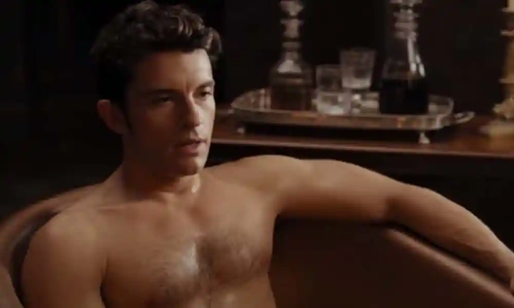Jonathan Bailey Shirtless 3 Jonathan Bailey Shirtless 3