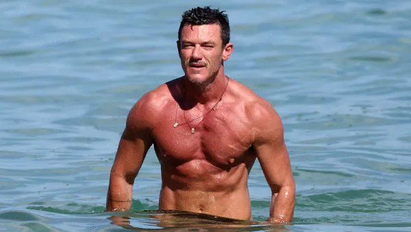 Luke Evans Shirtless 3 Luke Evans Shirtless 3