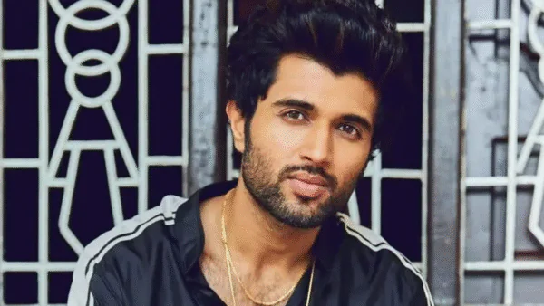 Vijay Deverakonda Shirtless 5