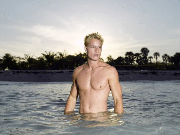 Justin Hartley Shirtless 3