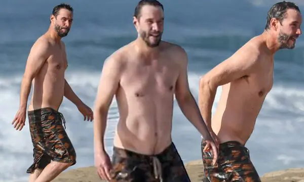 Keanu Reeves Shirtless 2 Keanu Reeves Shirtless 2