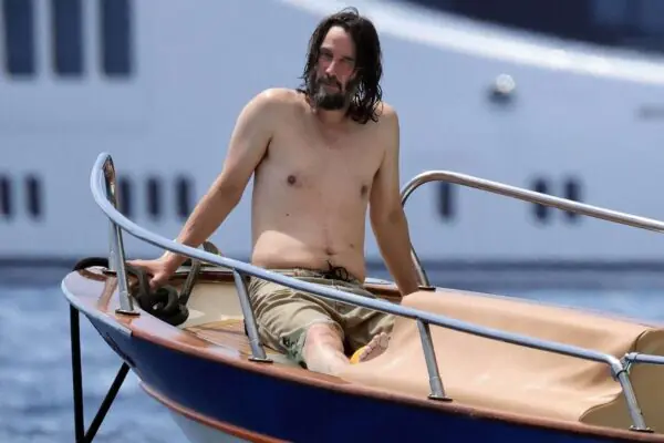 Keanu Reeves Shirtless Keanu Reeves Shirtless