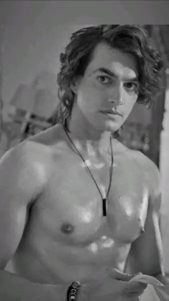 Mohsin Khan Shirtless 2 Mohsin Khan Shirtless 2
