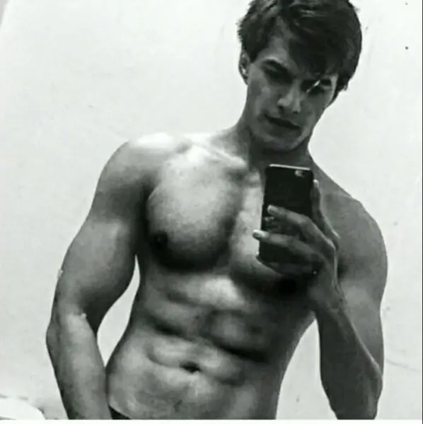 Mohsin Khan Shirtless 5 Mohsin Khan Shirtless 5