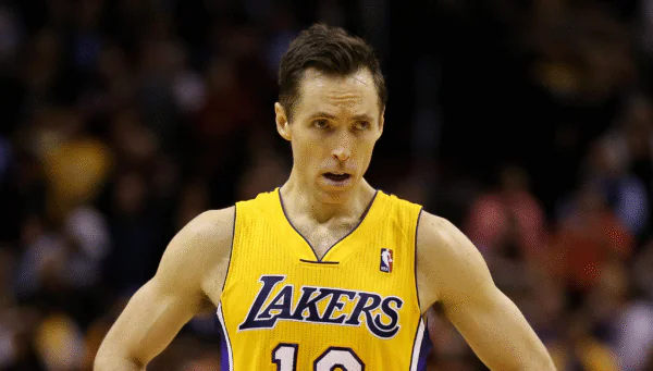 Steve Nash Shirtless 5