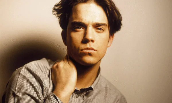 Robbie Williams Shirtless 3 Robbie Williams Shirtless 3