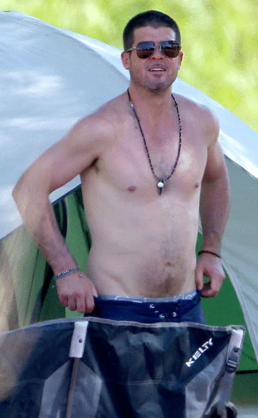 Robin Thicke Shirtless