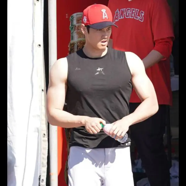 Shohei Ohtani Shirtless 4 Shohei Ohtani Shirtless 4