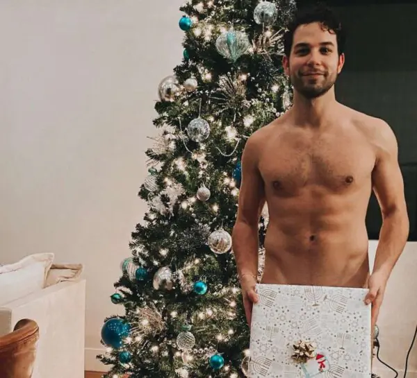Skylar Astin Shirtless