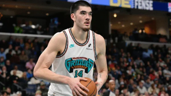 Zach Edey Shirtless 4