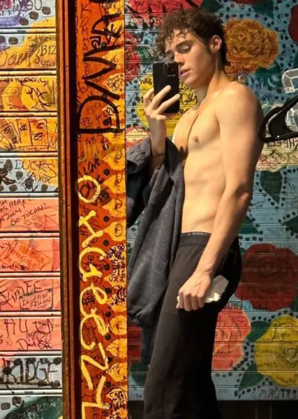 Joshua Bassett Shirtless 3