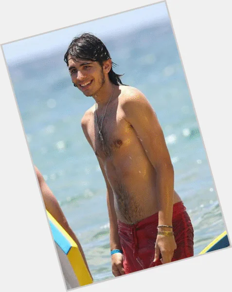 Nick Simmons Shirtless