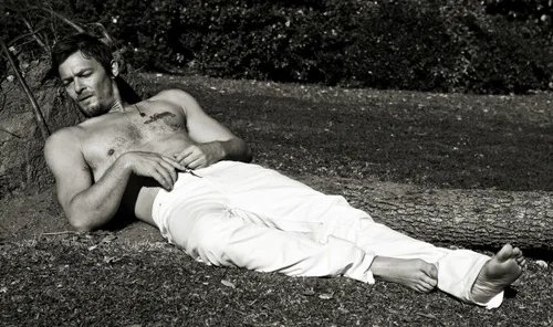 Norman Reedus Shirtless
