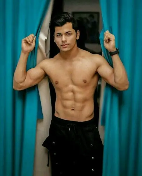 Siddharth Nigam Shirtless 3 Siddharth Nigam Shirtless 3