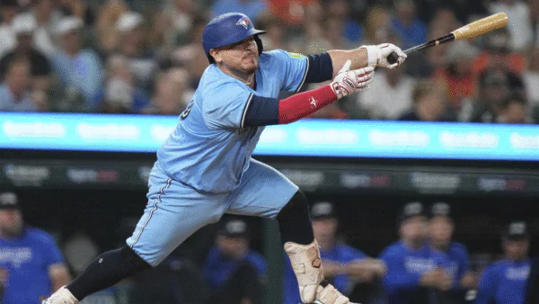 Alejandro Kirk Shirtless 3 Alejandro Kirk Shirtless 3