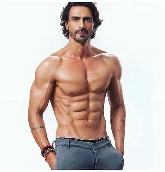 Arjun Rampal Shirtless 3