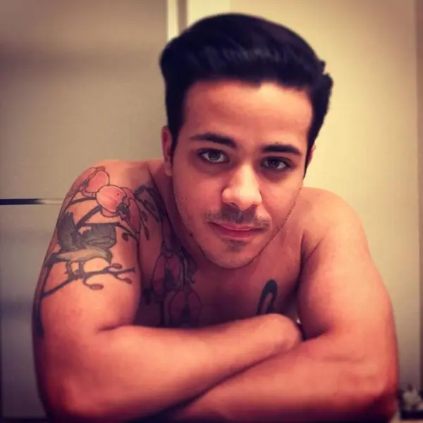 Christian Navarro Shirtless 4