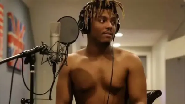Juice WRLD Shirtless 2