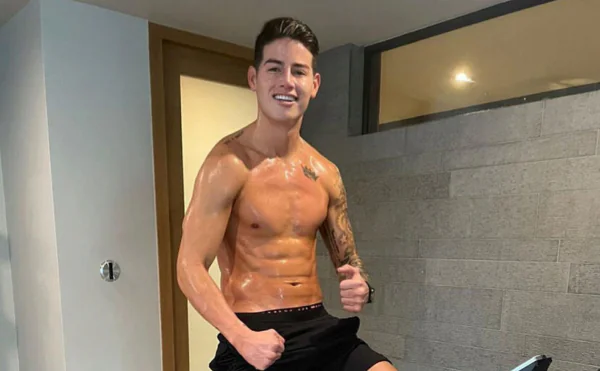 James Rodríguez Shirtless 3 James Rodríguez Shirtless 3