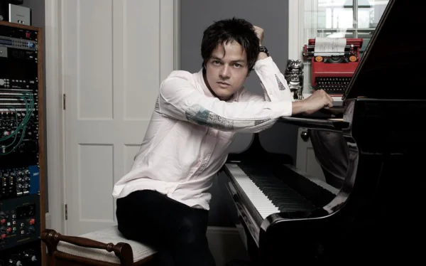 Jamie Cullum Shirtless 4 Jamie Cullum Shirtless 4