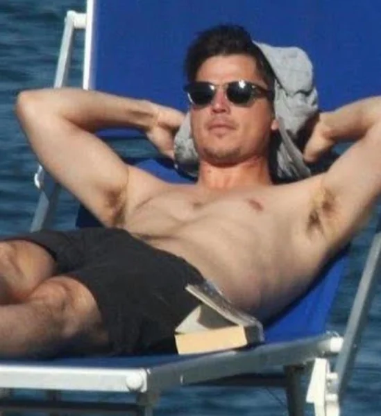 Josh Hartnett Shirtless 4