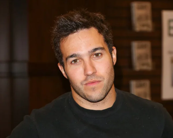 Pete Wentz Shirtless 4